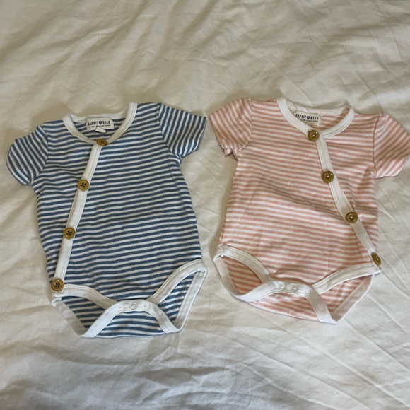 Infant Girl Designer Bundle (Tahiri, Nicole Miller, Petit Lem, Rabbit Bear) 0-6M - Picture 4 of 4